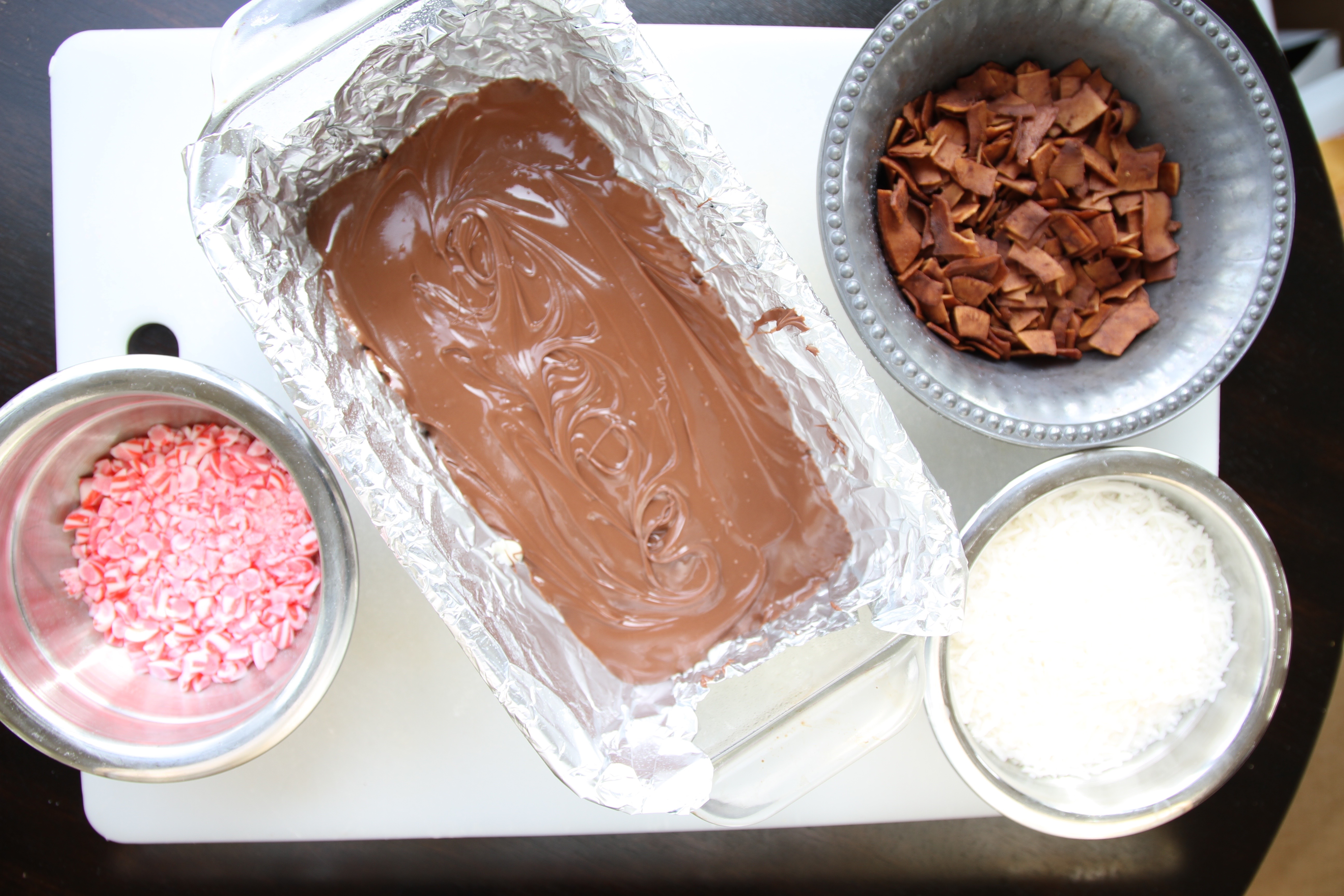 How To: Make Peppermint Bark