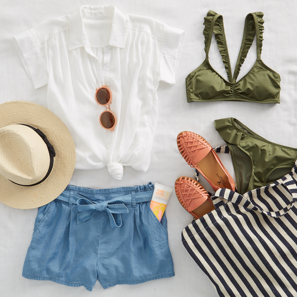 Erin’s Outfit Of The Week: Spring Break...Book It!