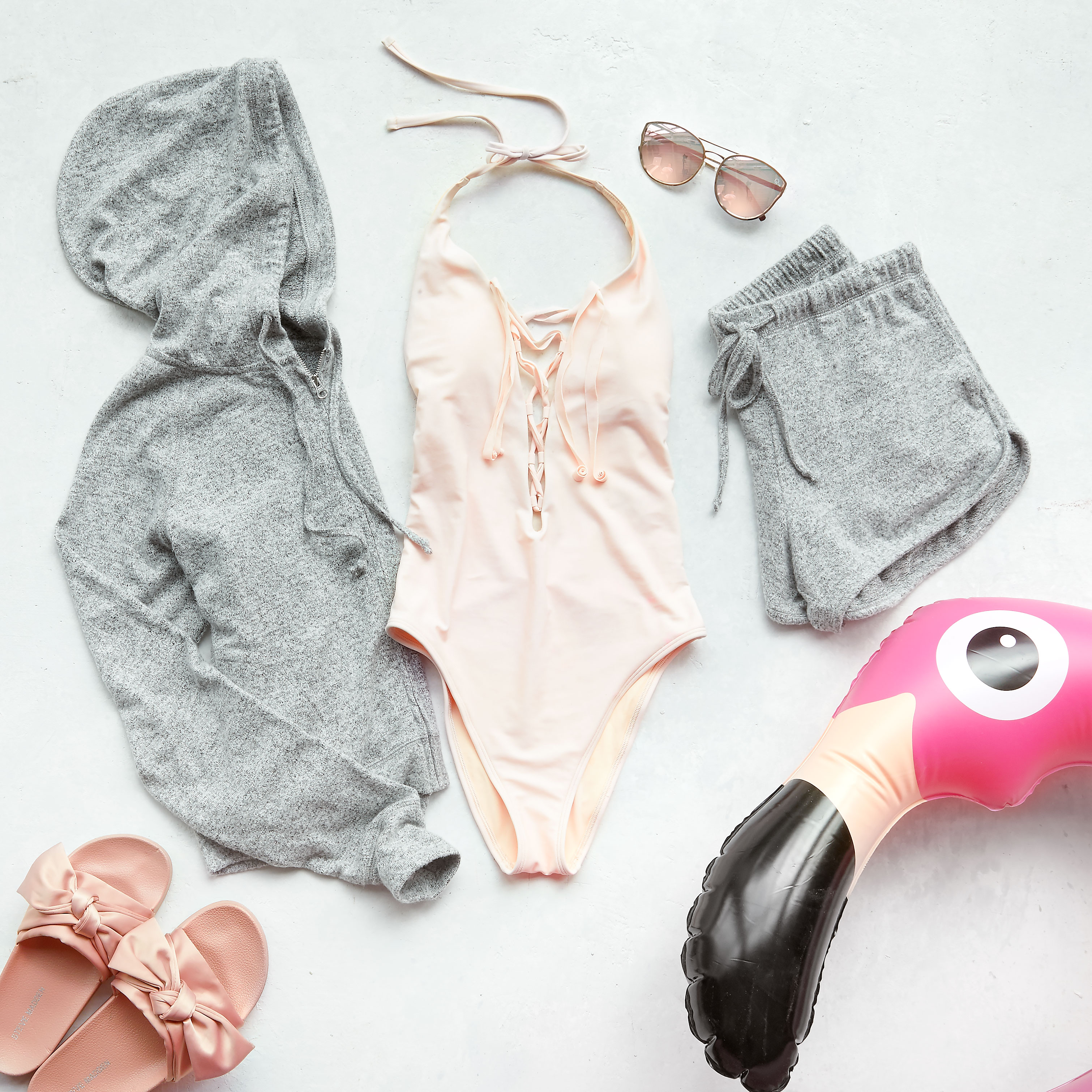 Stylist's Picks: Poolside Style