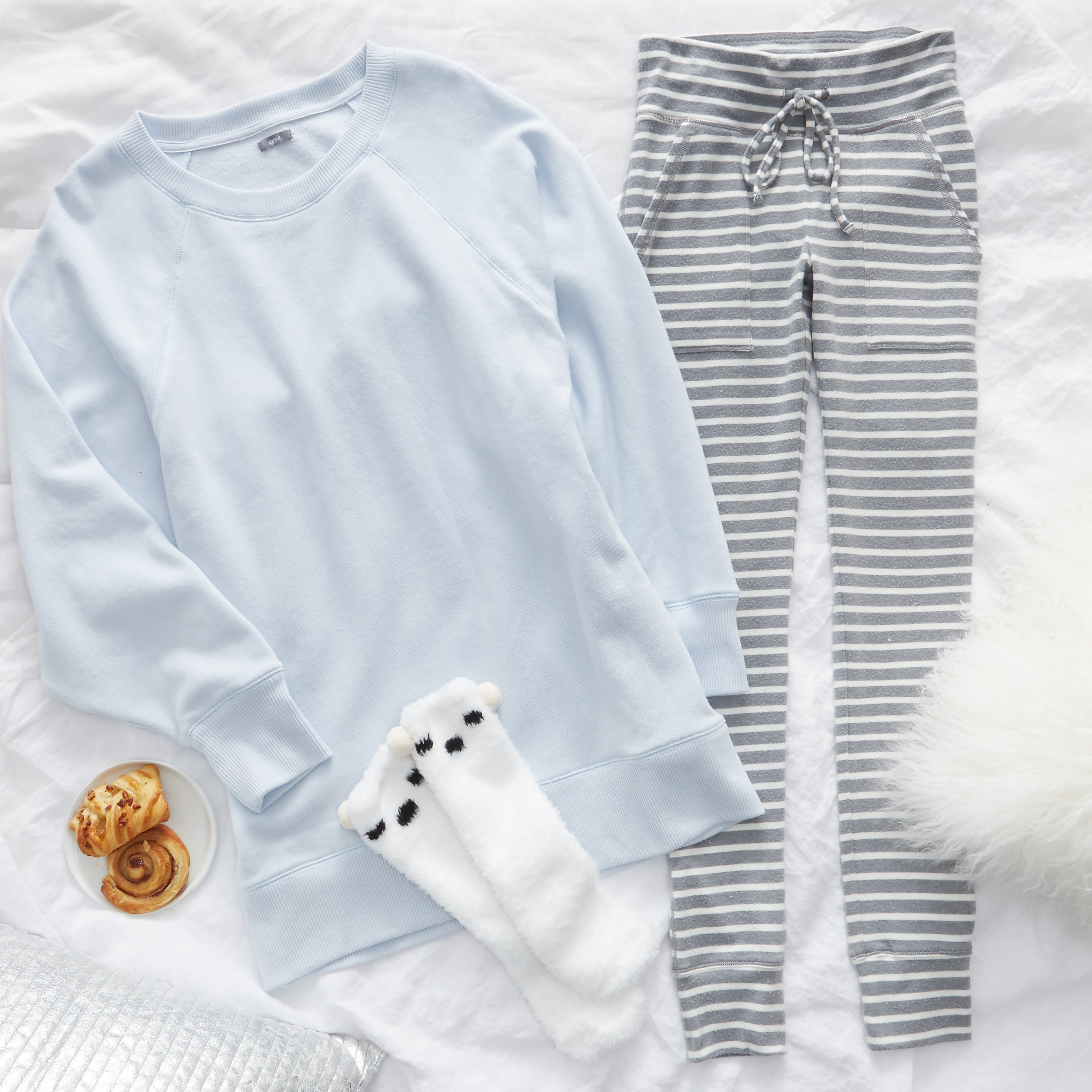 3 Ways To Wear The City Sweatshirt