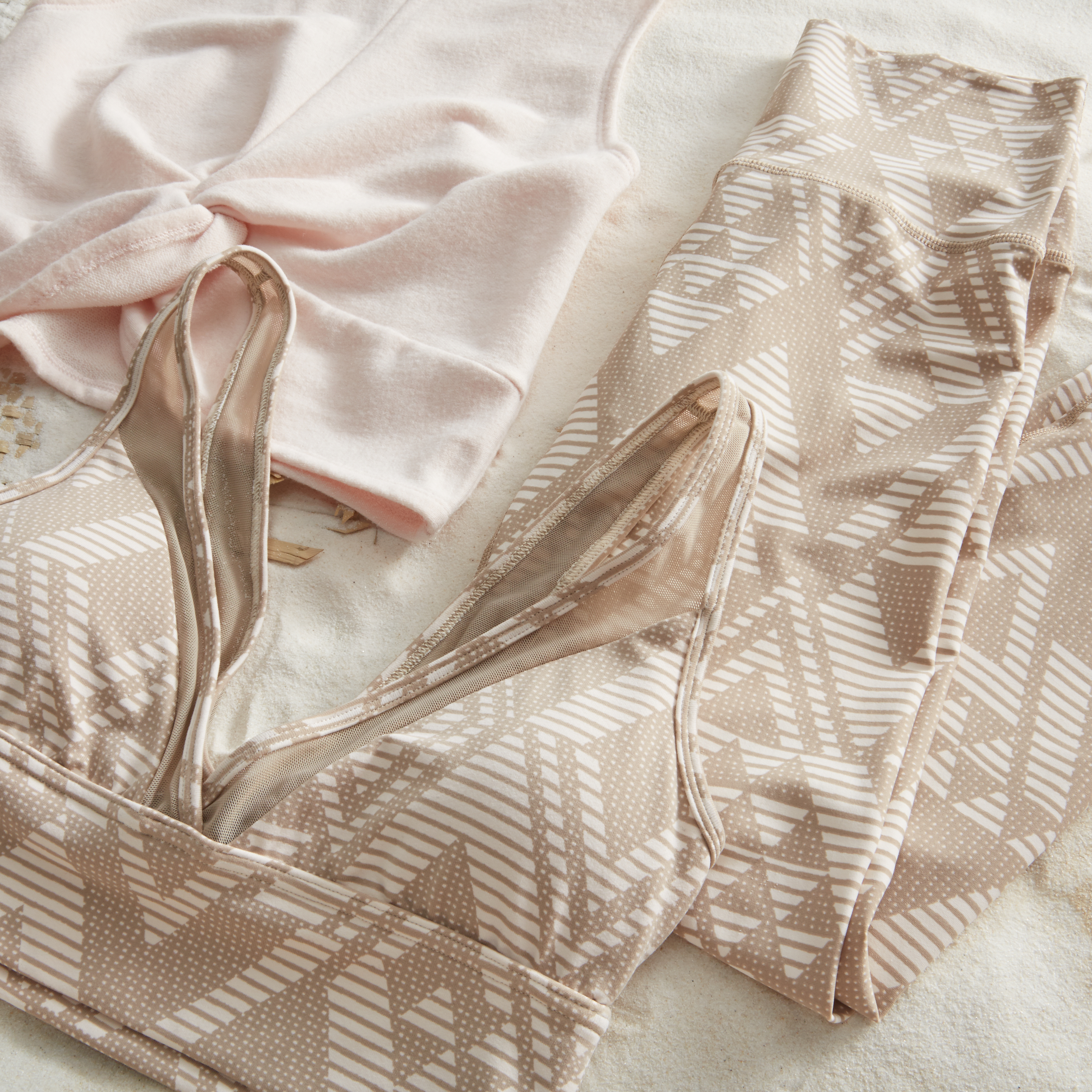Stylist's Picks: Hit Print
