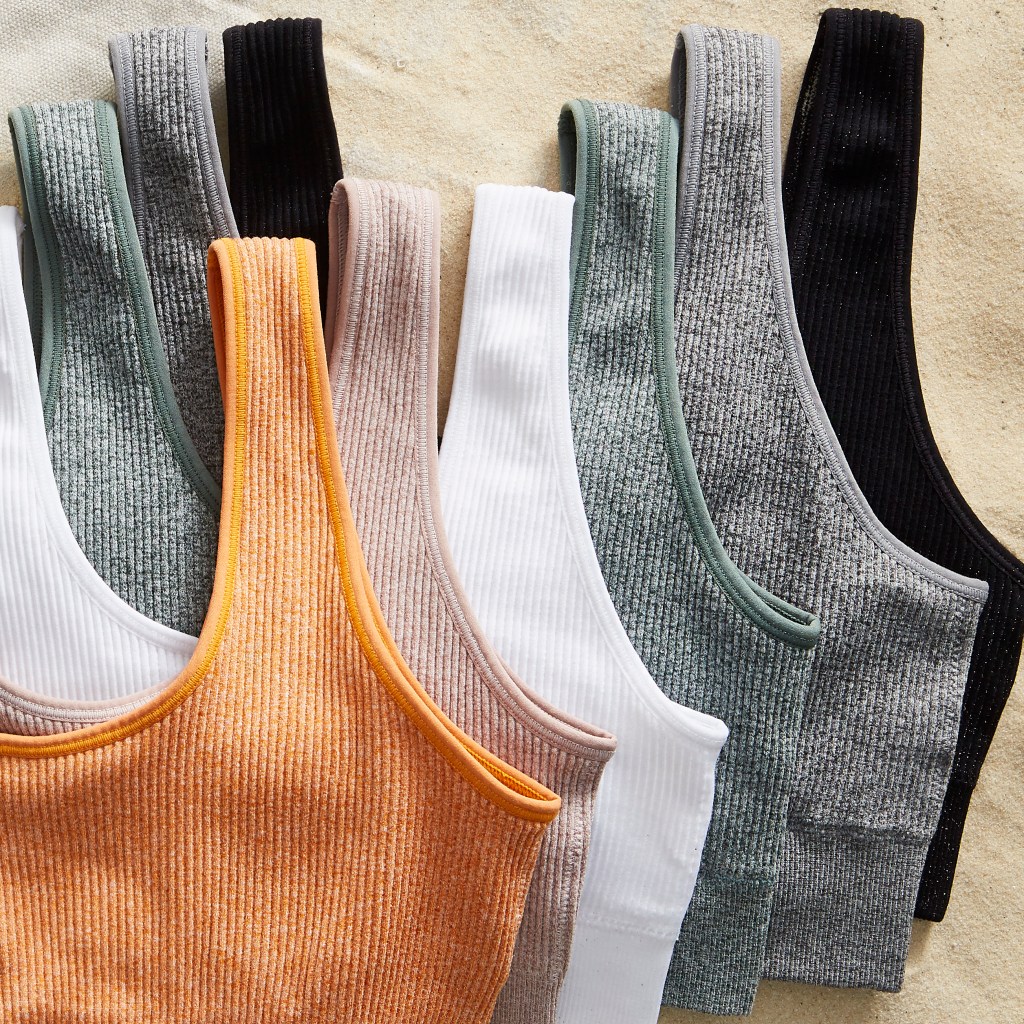 Meet the new Chill Seamless Bralette!