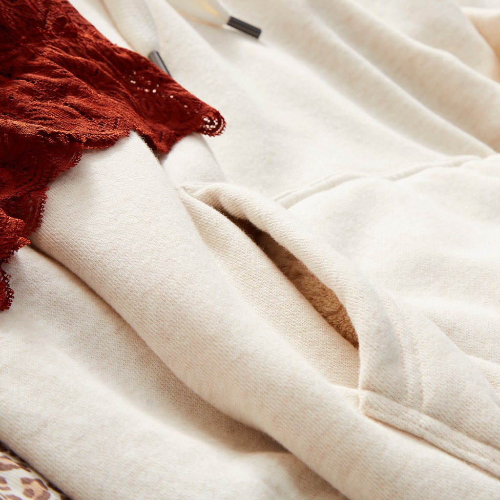 Stylist’s Picks: Hot dang!