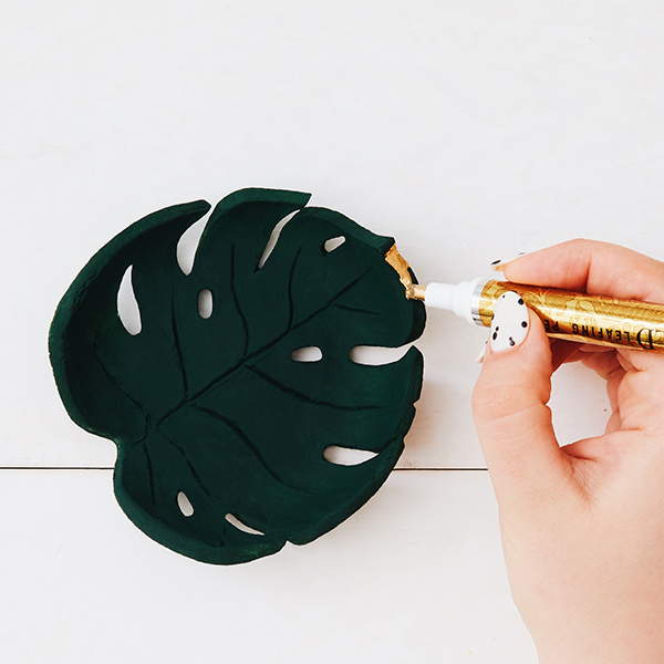 Monstera dish DIY