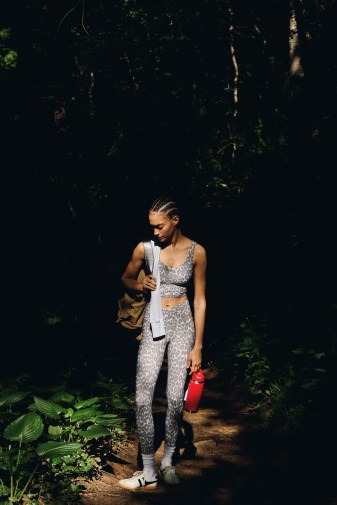 Woman hiking in leggings.